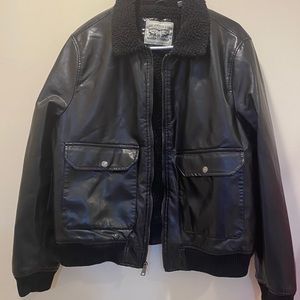 Levi's Faux Leather Sherpa for Women
Size XL